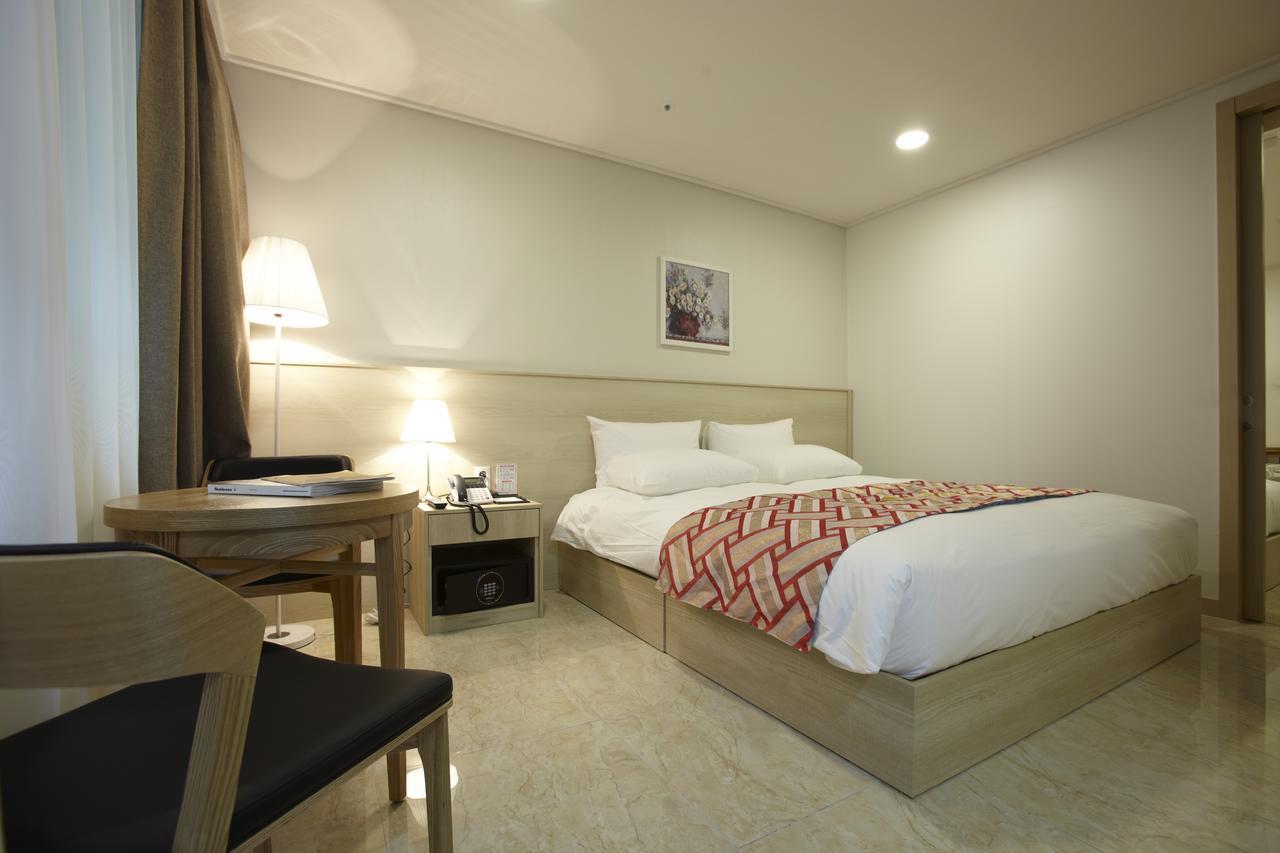 Hotel Sopra Incheon Cheongna Exteriör bild