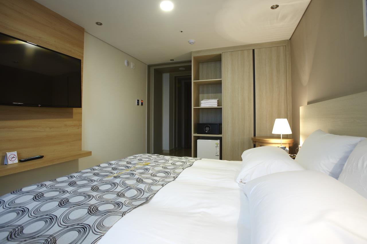 Hotel Sopra Incheon Cheongna Exteriör bild