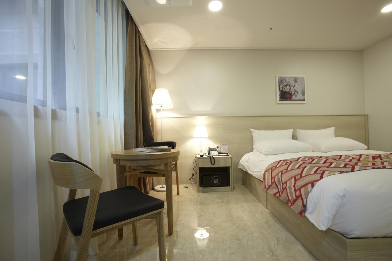 Hotel Sopra Incheon Cheongna Exteriör bild