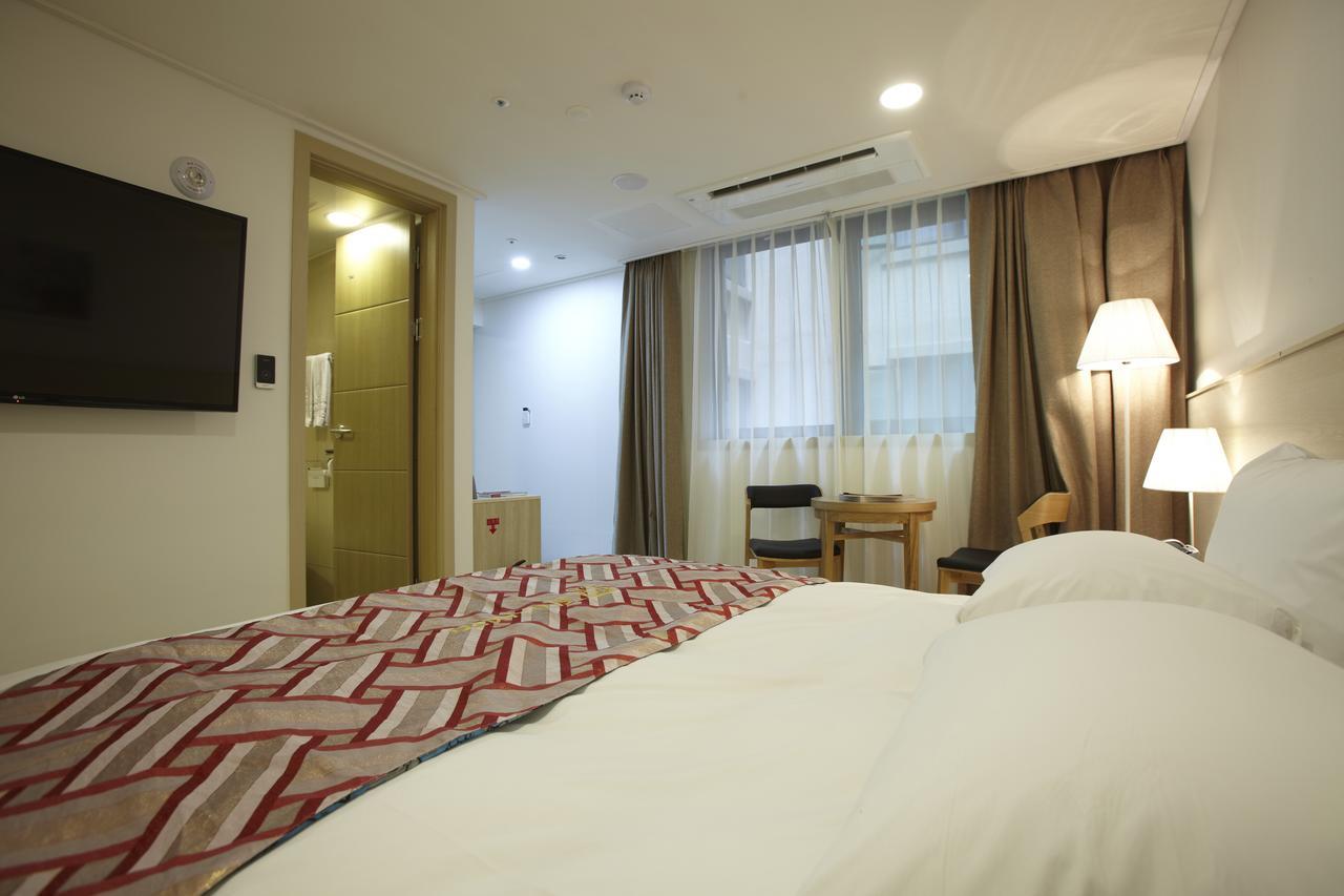 Hotel Sopra Incheon Cheongna Exteriör bild