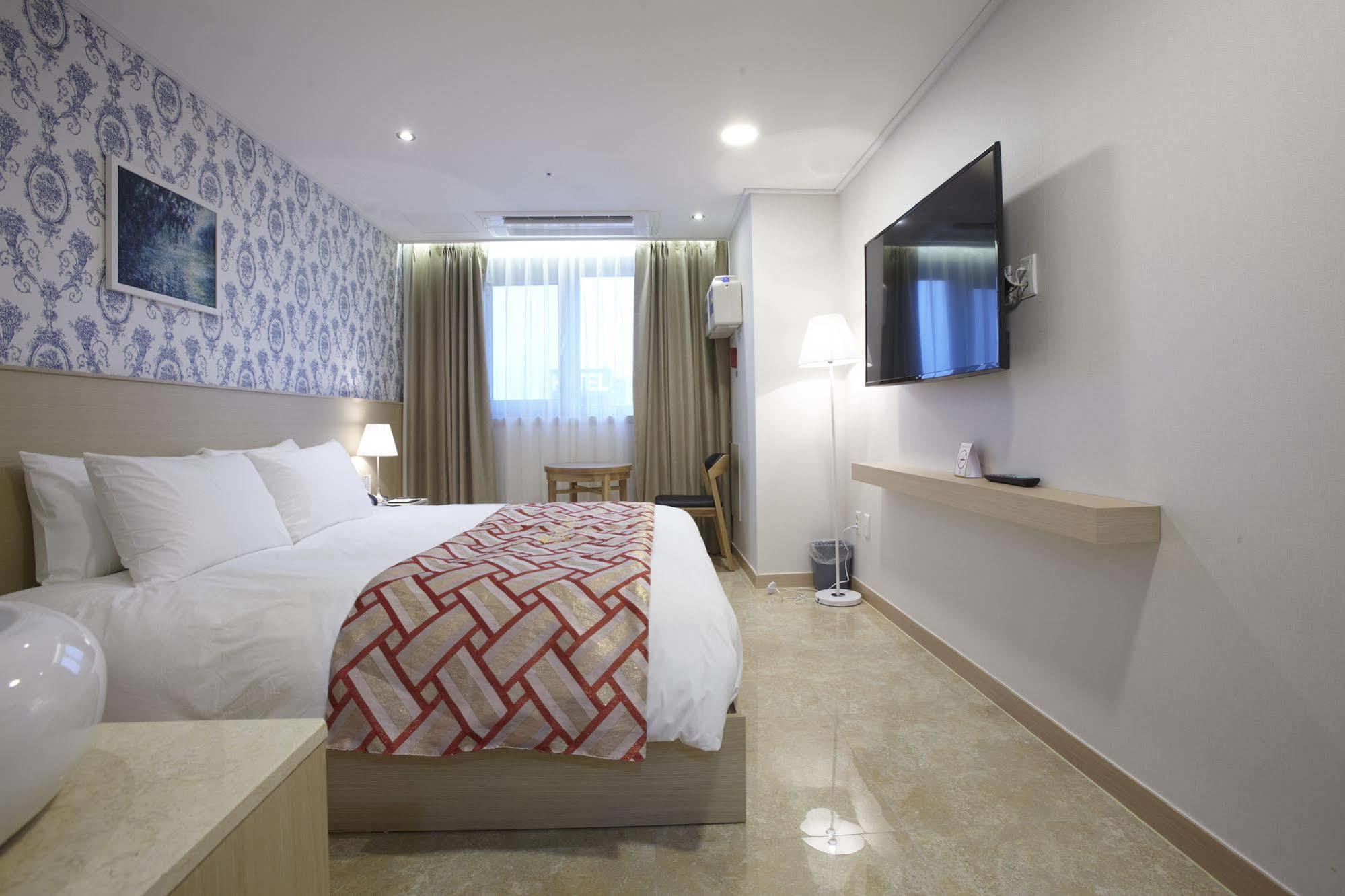 Hotel Sopra Incheon Cheongna Exteriör bild
