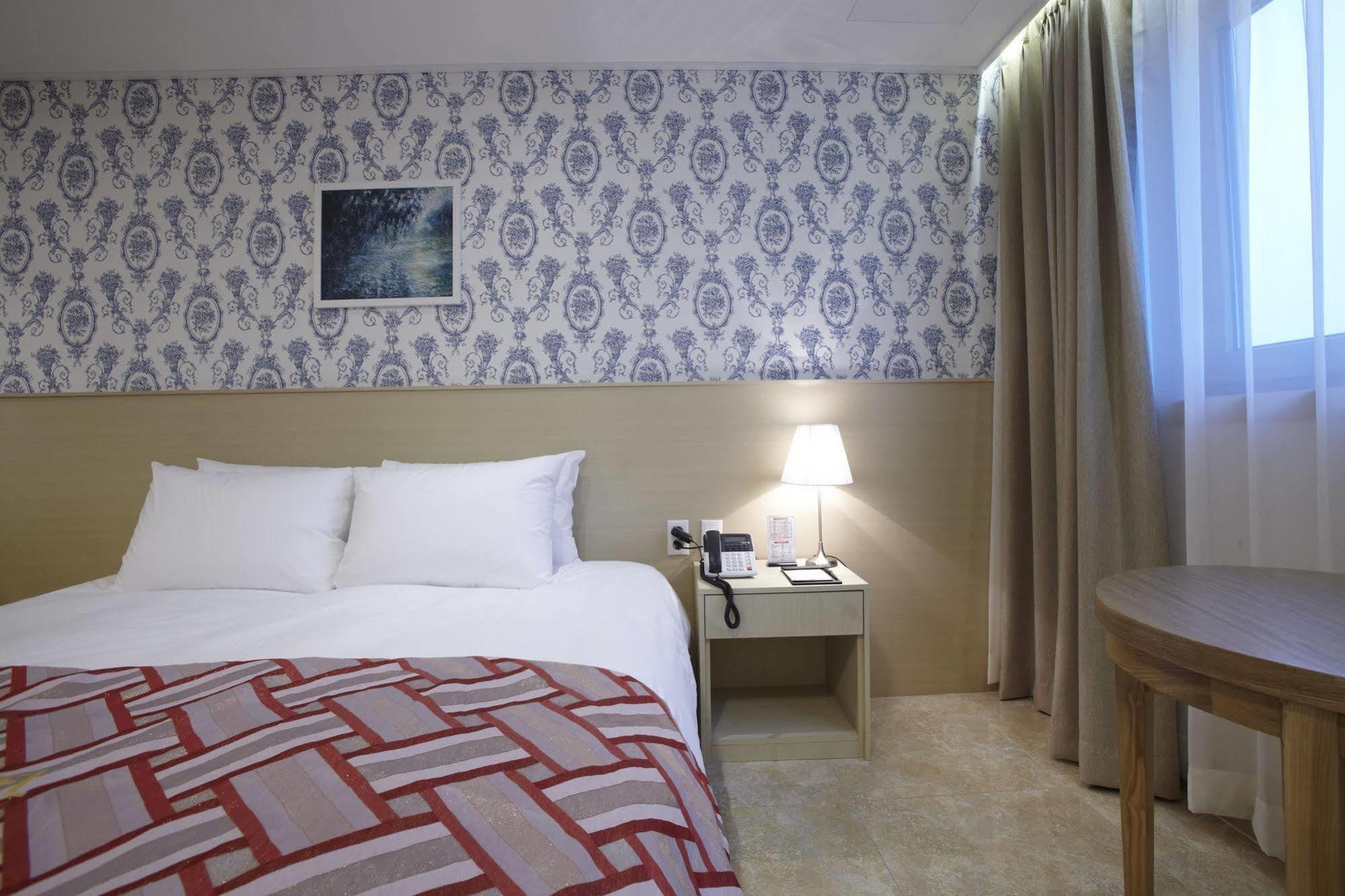 Hotel Sopra Incheon Cheongna Exteriör bild