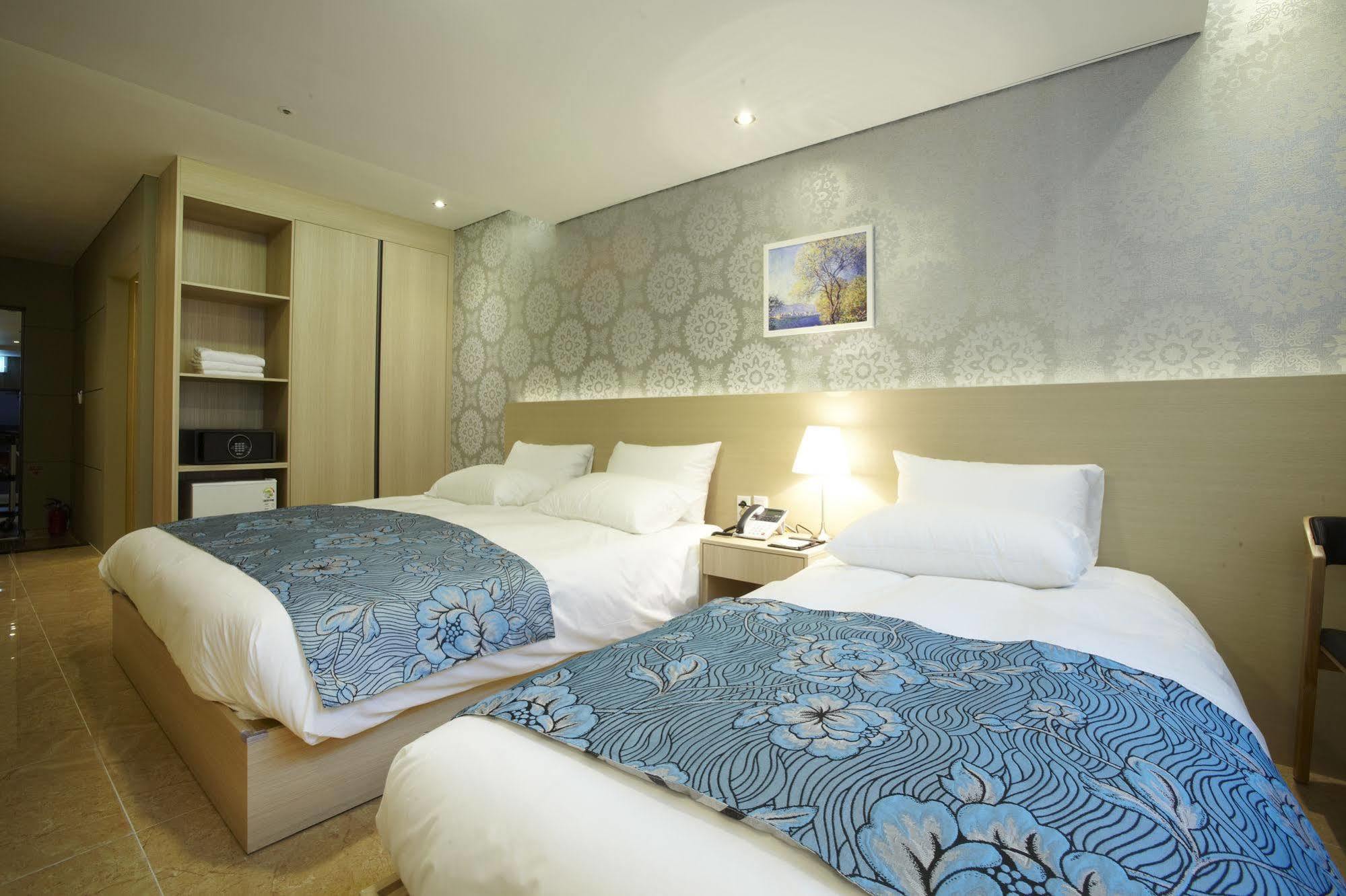 Hotel Sopra Incheon Cheongna Exteriör bild